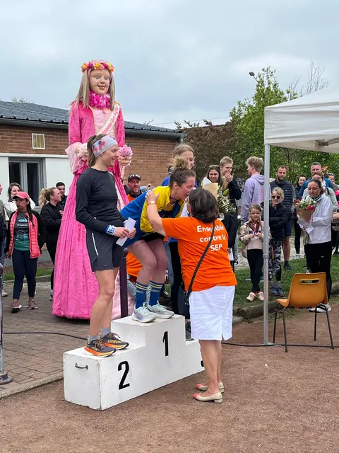 Podium avec la géante