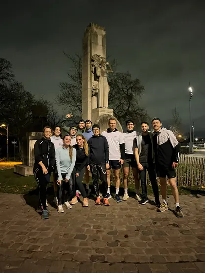 Groupe de coureurs au run solidaire du mardi soir à la Citadelle de Lille